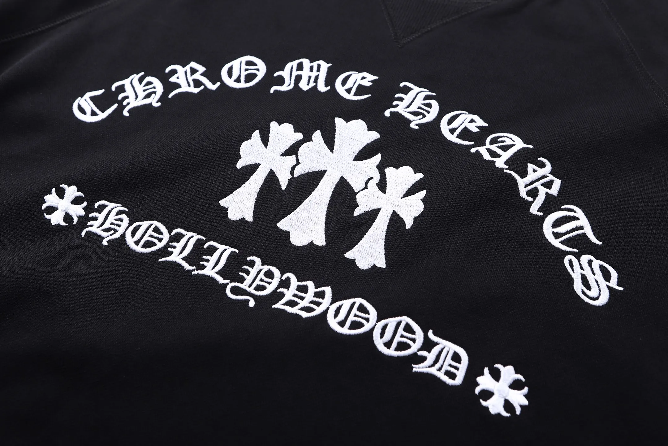 P400 White background picture] Chrome Hearts/Chrome Heart Cross Embroidery Round Neck Sweater [Ready Stock] S M L